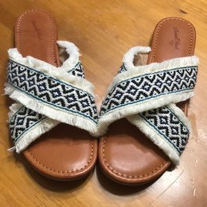 Universal thread cloth slidessize: 9.5